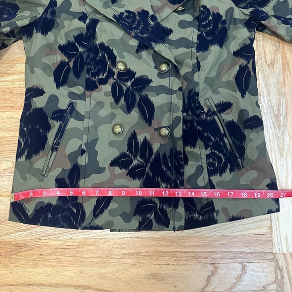 Banana Republic Rose Pattern Camo Jacket w/ Removable Collar - Size M - Picture 12 of 12